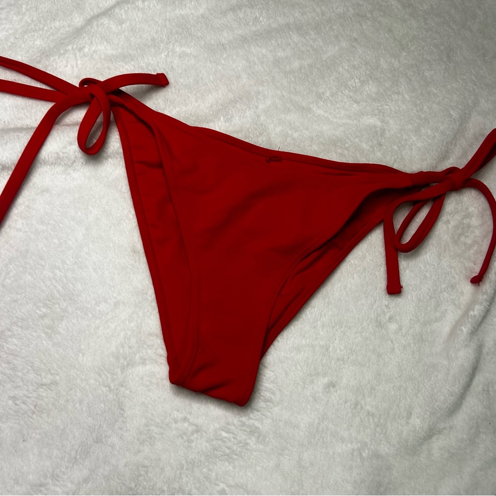 WILO red tie side bikini bottoms